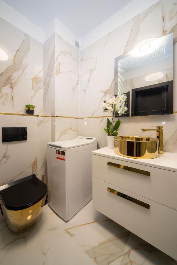 Maya'S Flats & Resorts 55 - Grano Residence Pszenna 5 格但斯克 外观 照片